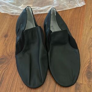 NEW Bloch black leather elasta bootie 6